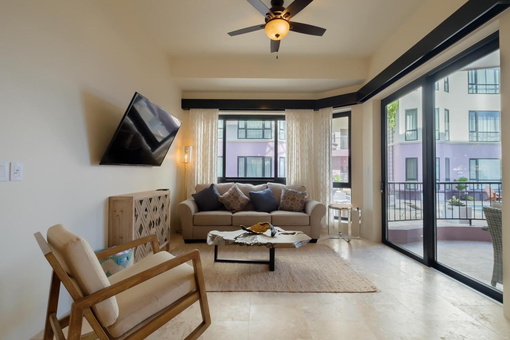 Diamante Beachfront Suites 圣佩德罗 外观 照片