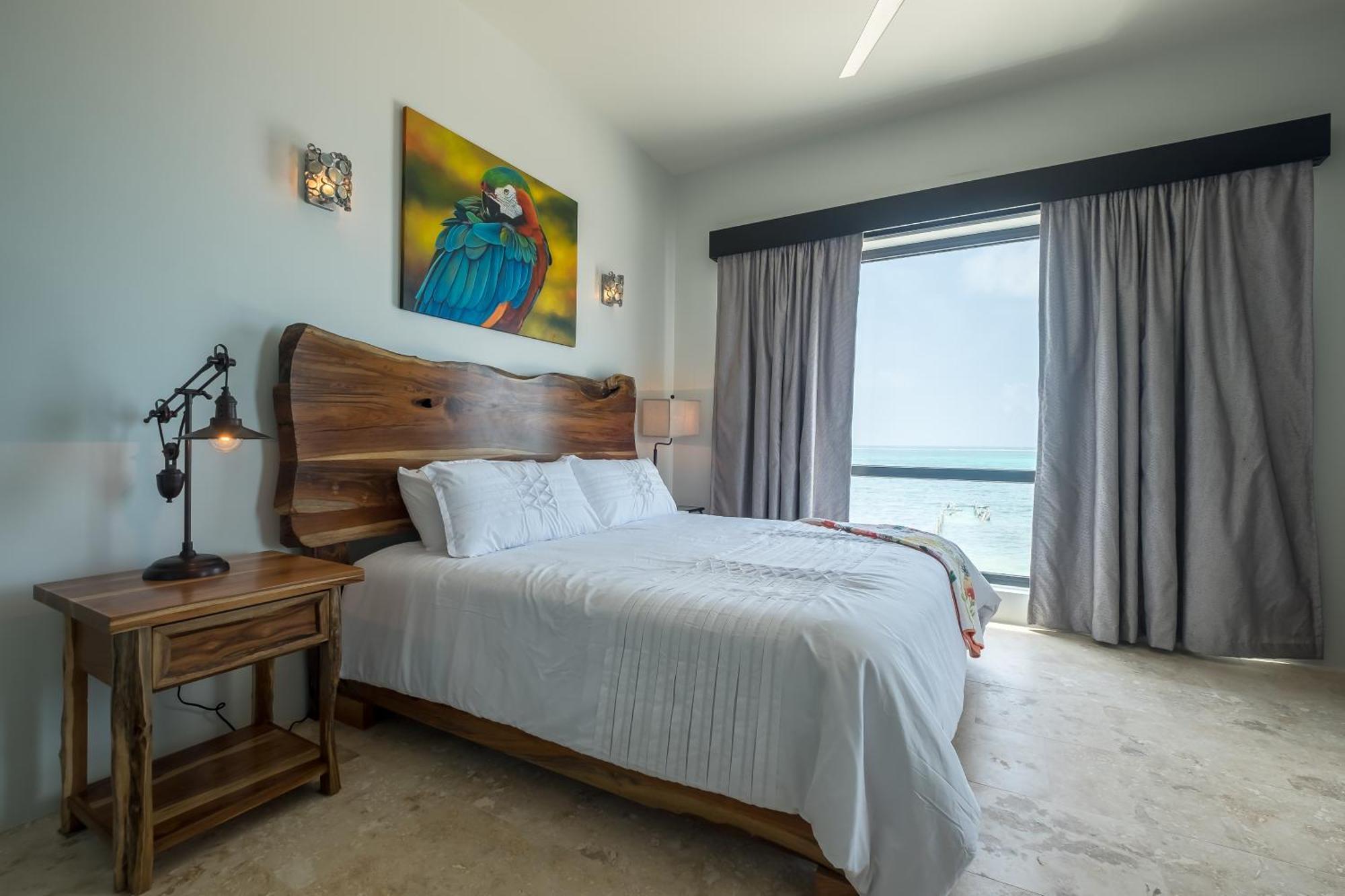 Diamante Beachfront Suites 圣佩德罗 外观 照片