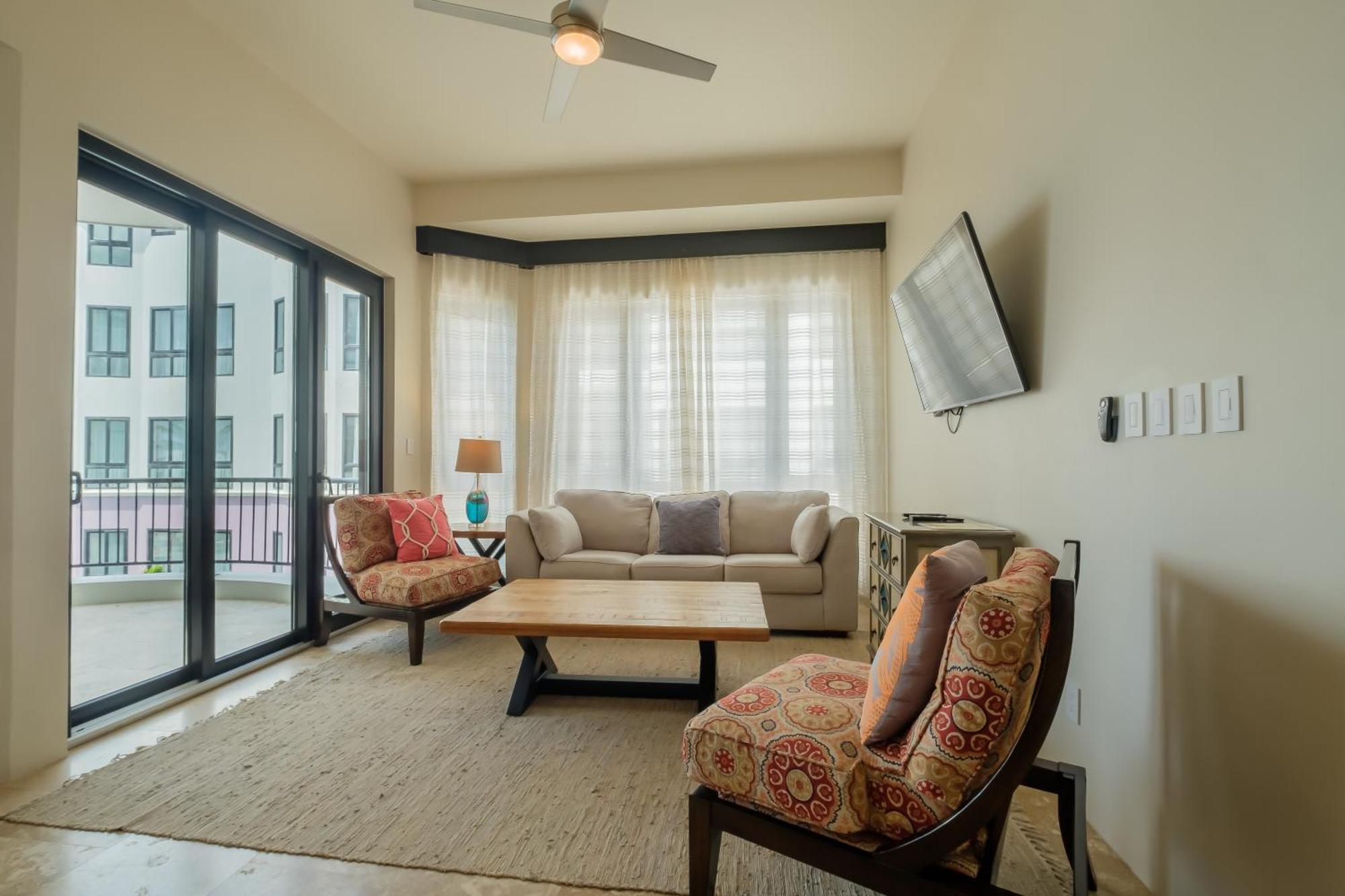 Diamante Beachfront Suites 圣佩德罗 外观 照片